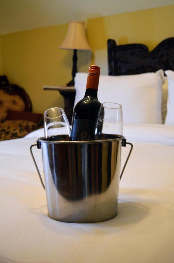 Magnetic Hill Winery Hotel Moncton Exterior foto